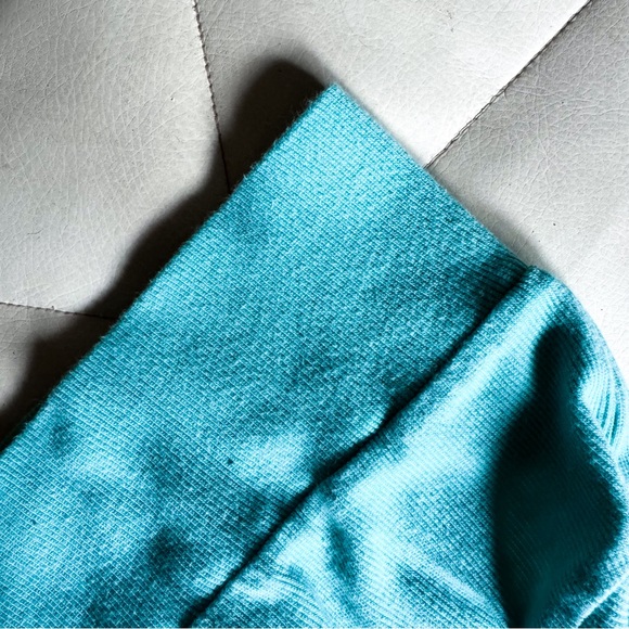 Portage & Main 🇨🇦 • Bummies - Picture 3 of 4